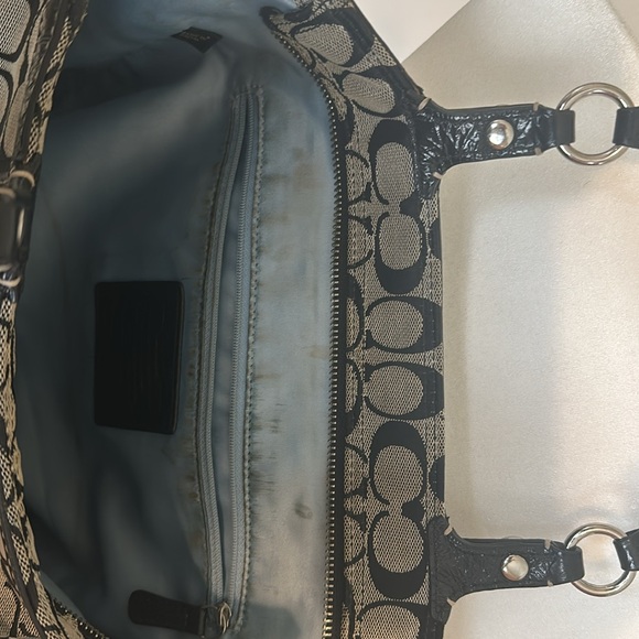 Coach Shoulder Bag with buckle detailing on straps. Outside Side & back pockets - Picture 5 of 6
